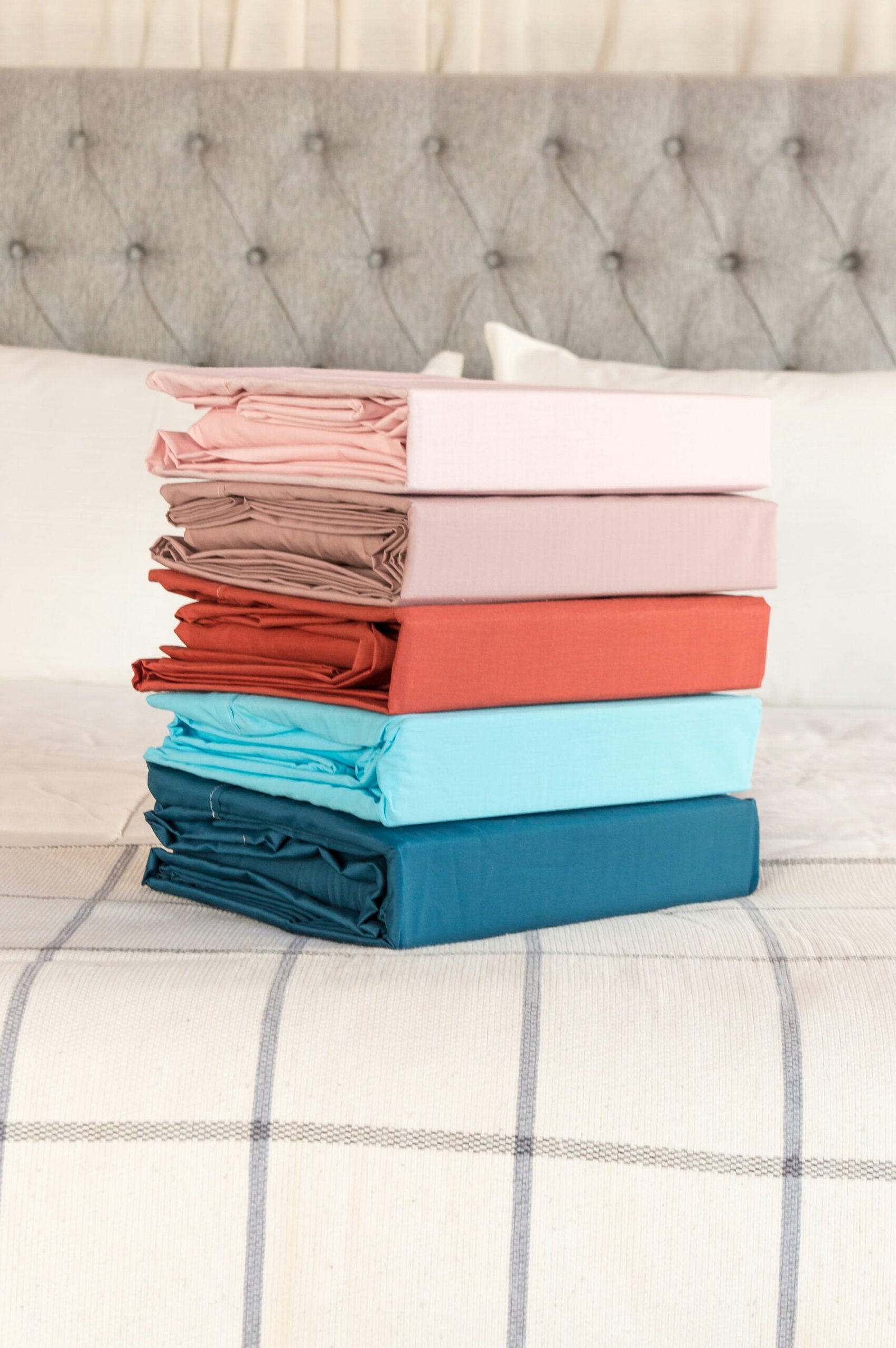 Top Reasons Your Fitted Sheet Keeps Coming Off and How to Solve It